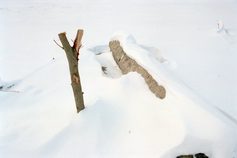 Кострище, занесенное снегом