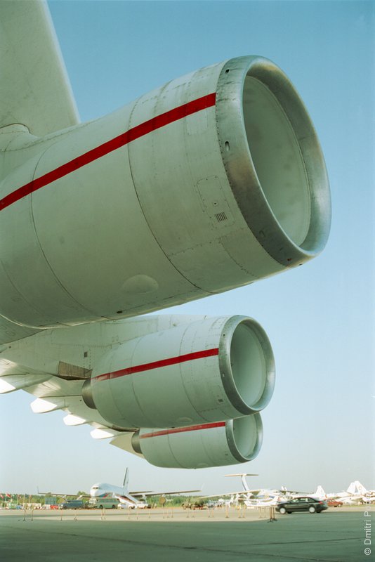 Правые двигатели Ан-225