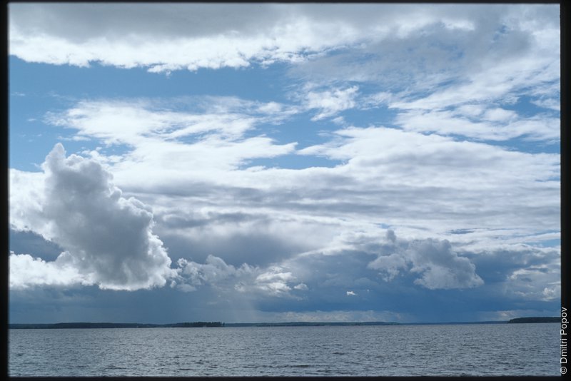 Облака над Иваньковским водохранилищем