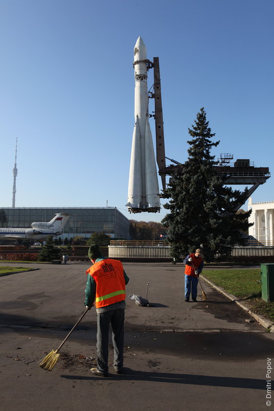 IMG_1979-vostok-rocket-street-sweepers