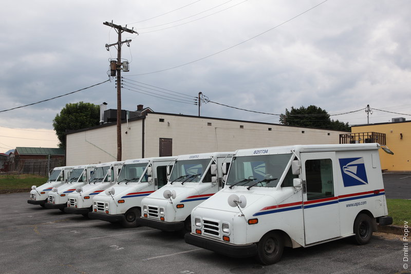 IMG_5369-usps-delivery-trucks